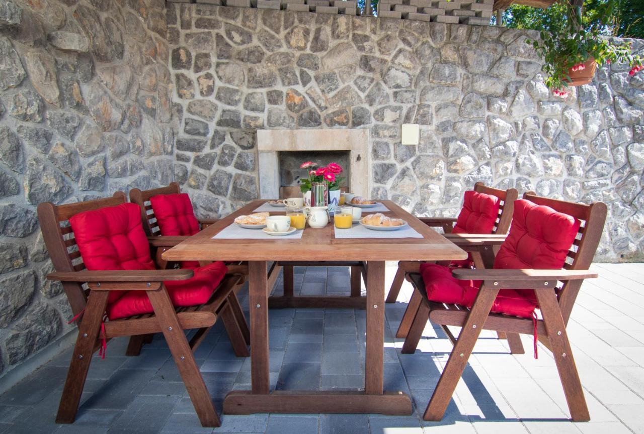 Guest House 'Villa Fani' Veprinac With Jacuzzi Buitenkant foto